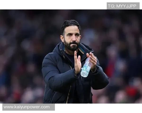 阿莫林指出曼联问题根源不在阵型完美之路任重道远